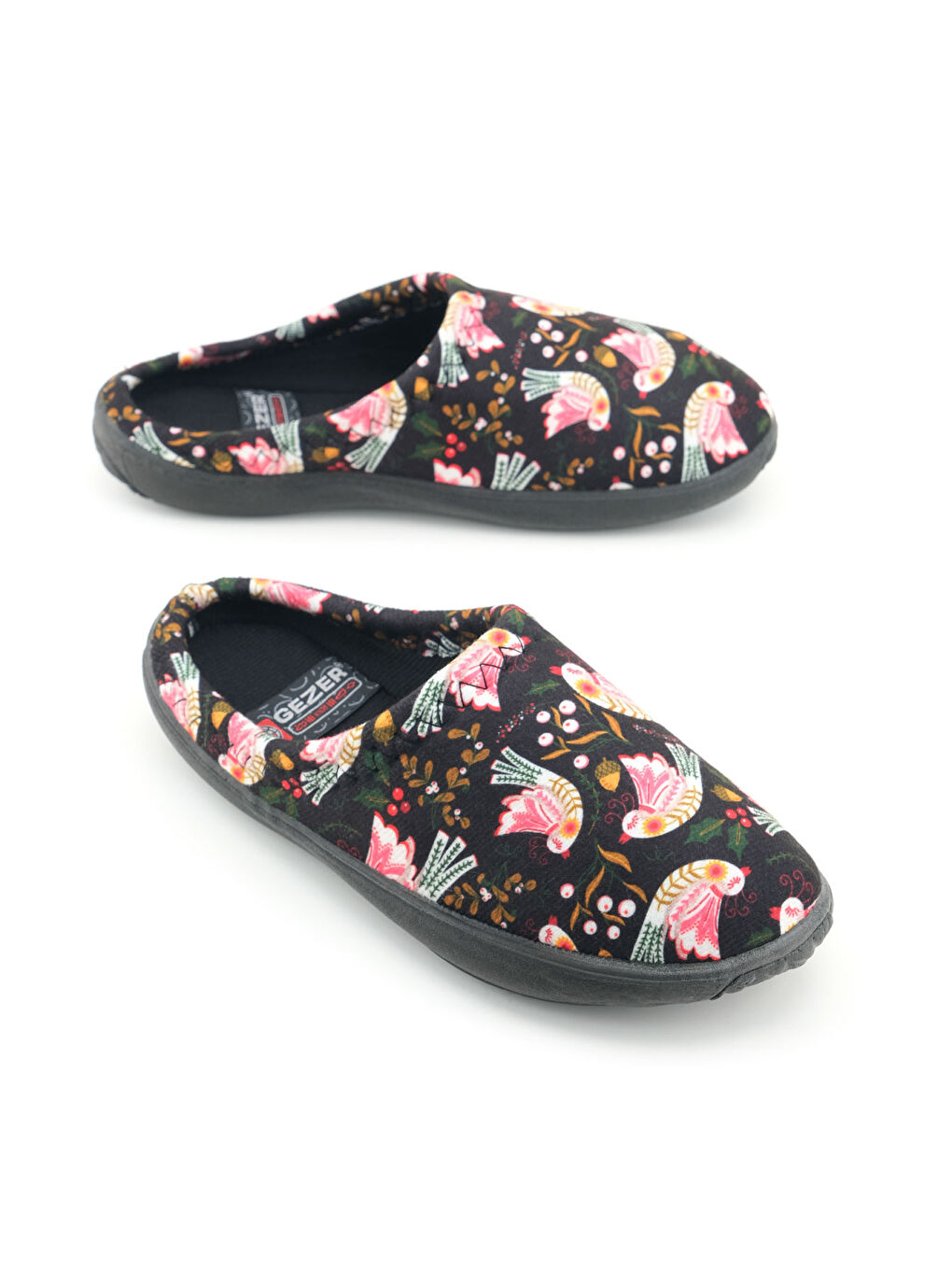 Siyah Kadın Kışlık PU Rahat Taban Desenli Ev Bahçe Gondol Terlik