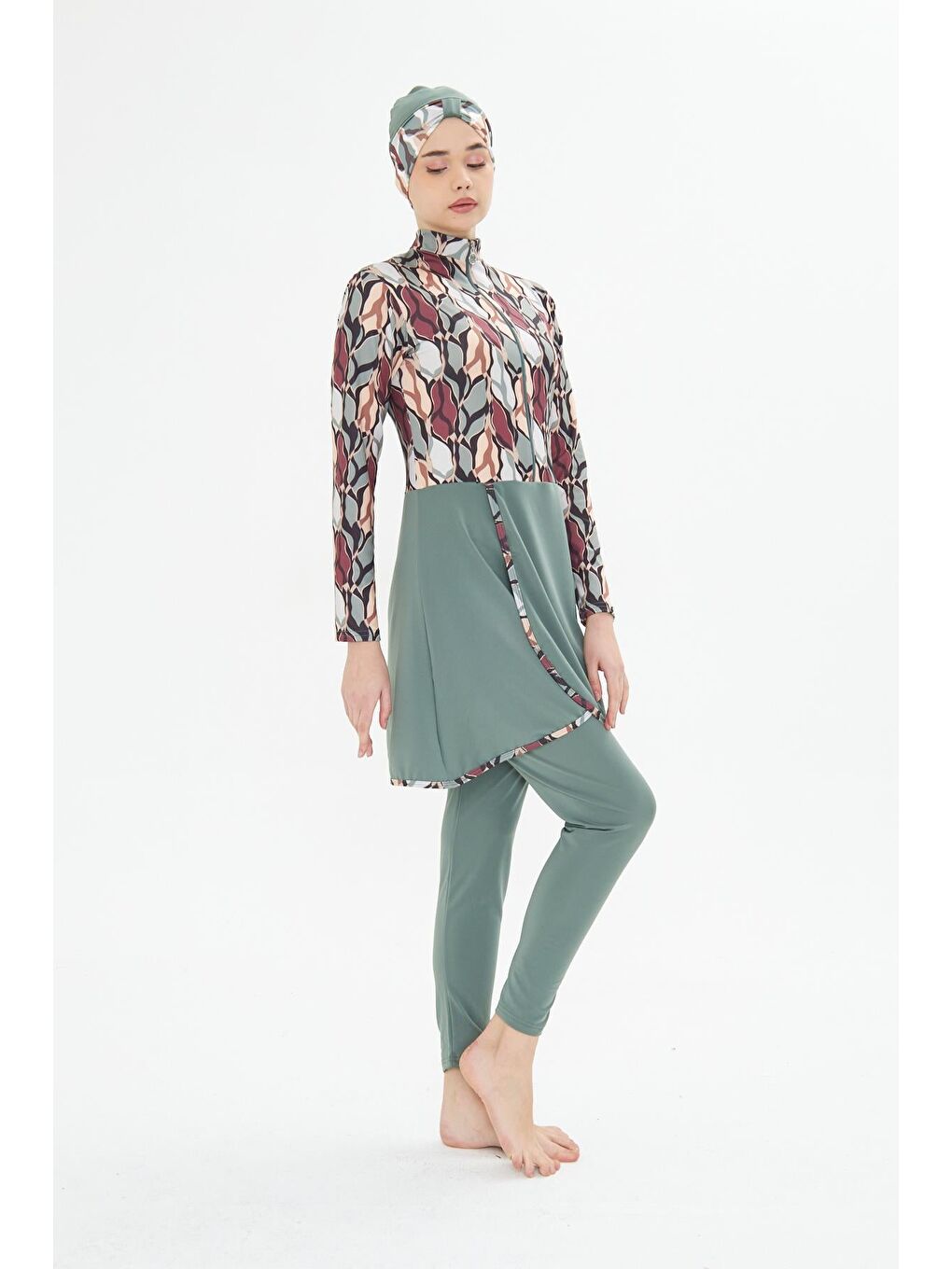 Tam Kapalı Elastanlı Desenli Etekli Tesettür Mayo Yeşil 3481-Y-4