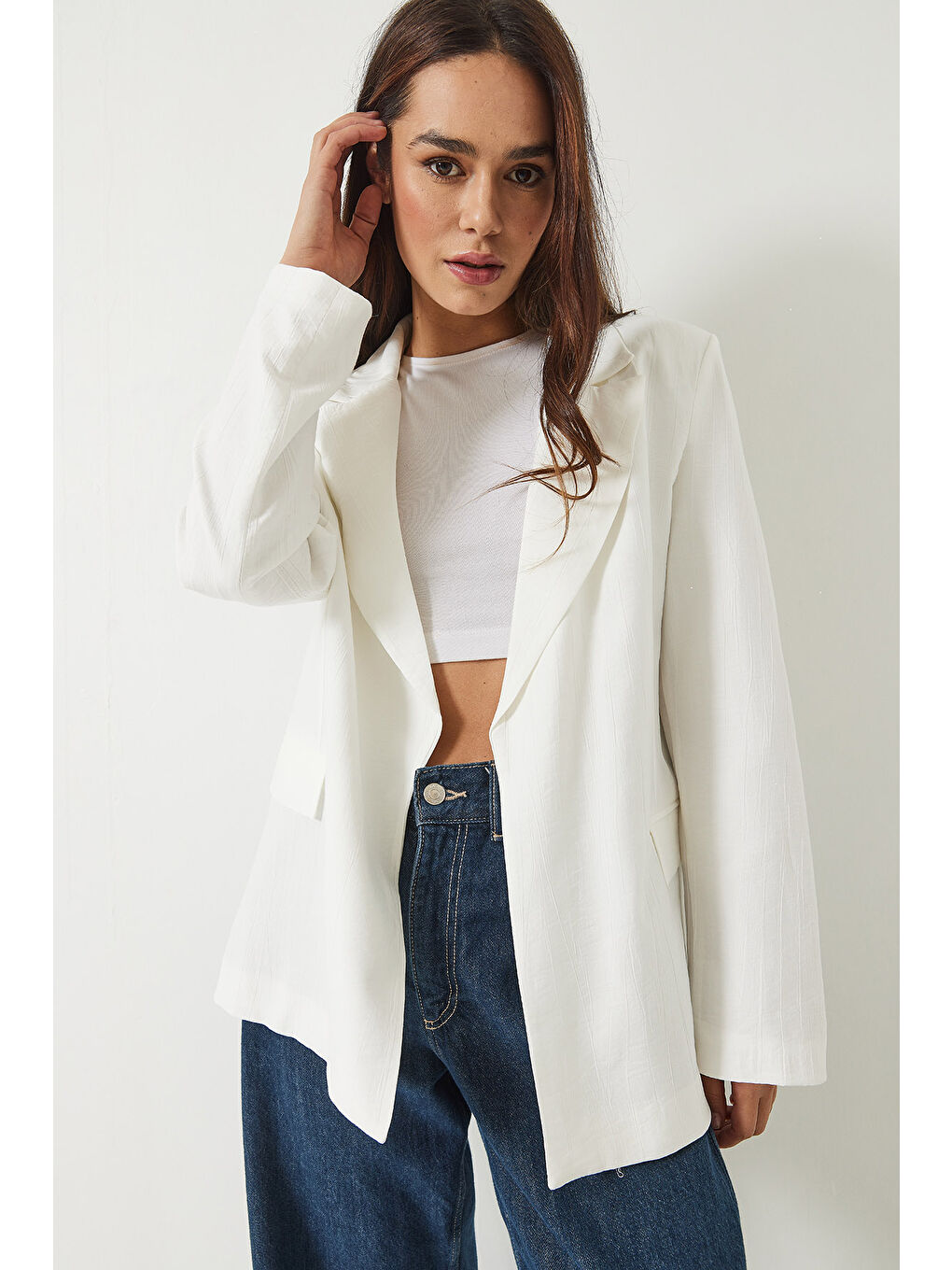 Ekru Kadın Vatkalı Astarı Çizgili Çilek Kumaş Blazer Ceket-3