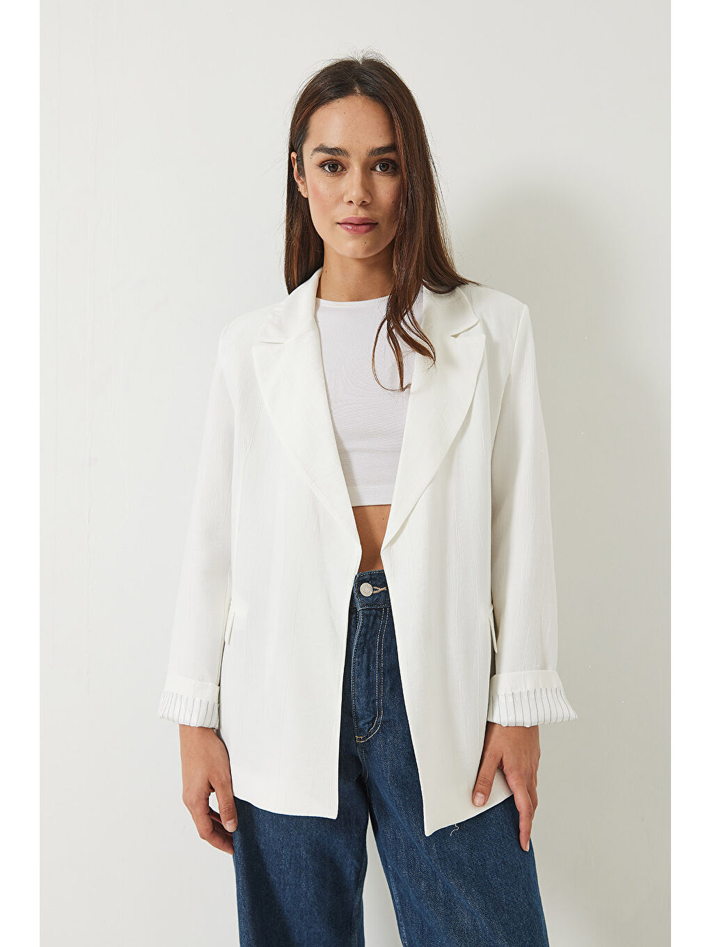 Ekru Kadın Vatkalı Astarı Çizgili Çilek Kumaş Blazer Ceket-4