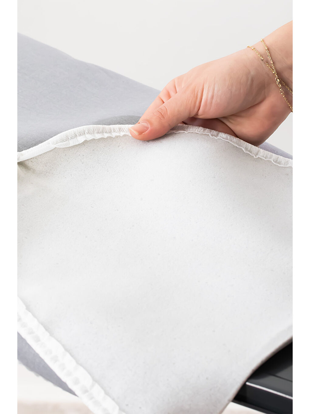Gri Isıya Dayanıklı 100% Pamuk Süngerli Ütü Masası Kılıfı - Buharlı Ütüleme Uyumlu 120x40cm-3