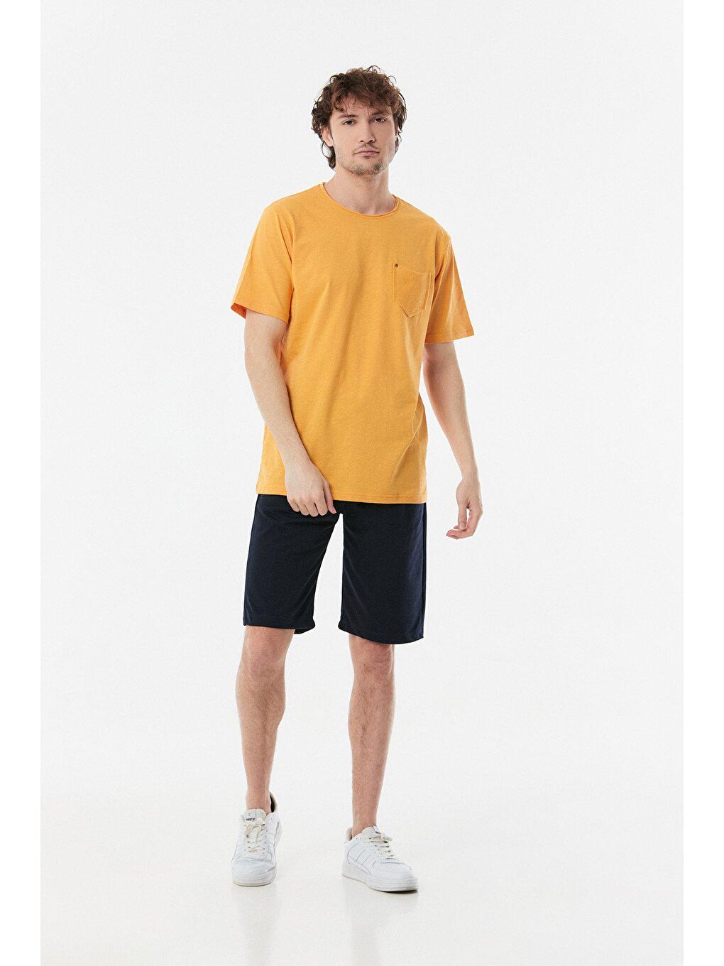 Sarı Basic Cepli Bisiklet Yaka Tişört-1