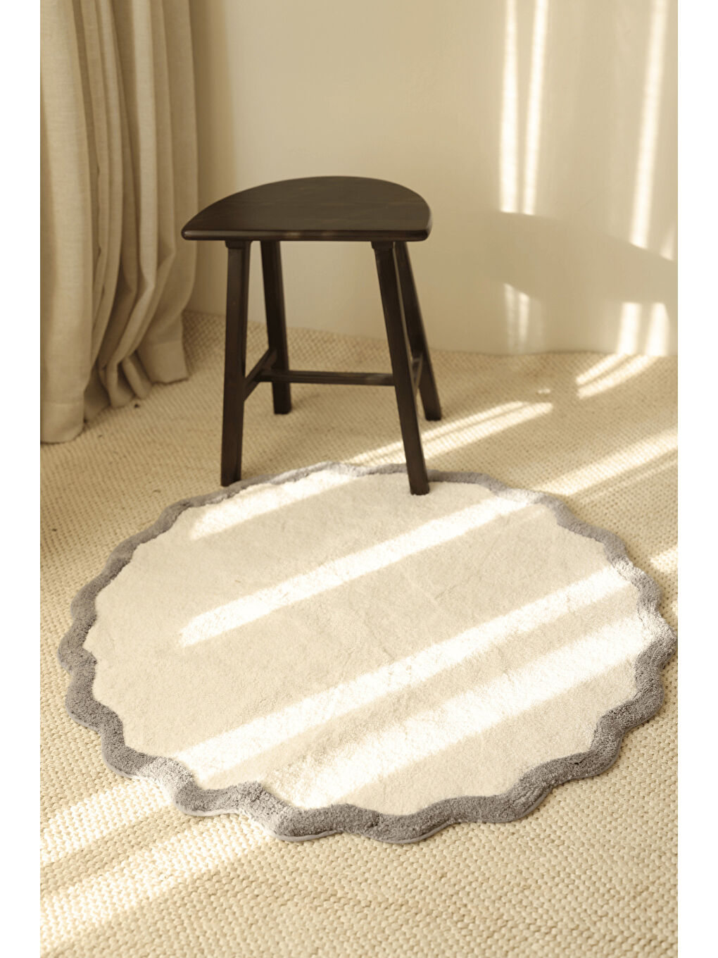 Scallop Yuvarlak Banyo Paspası Bambu 90x90 Gri-7