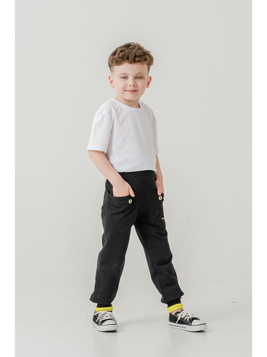 Siyah New York City Skaters Baskılı Cepler Kuş Gözlü Erkek Çocuk Eşofman Altı-1