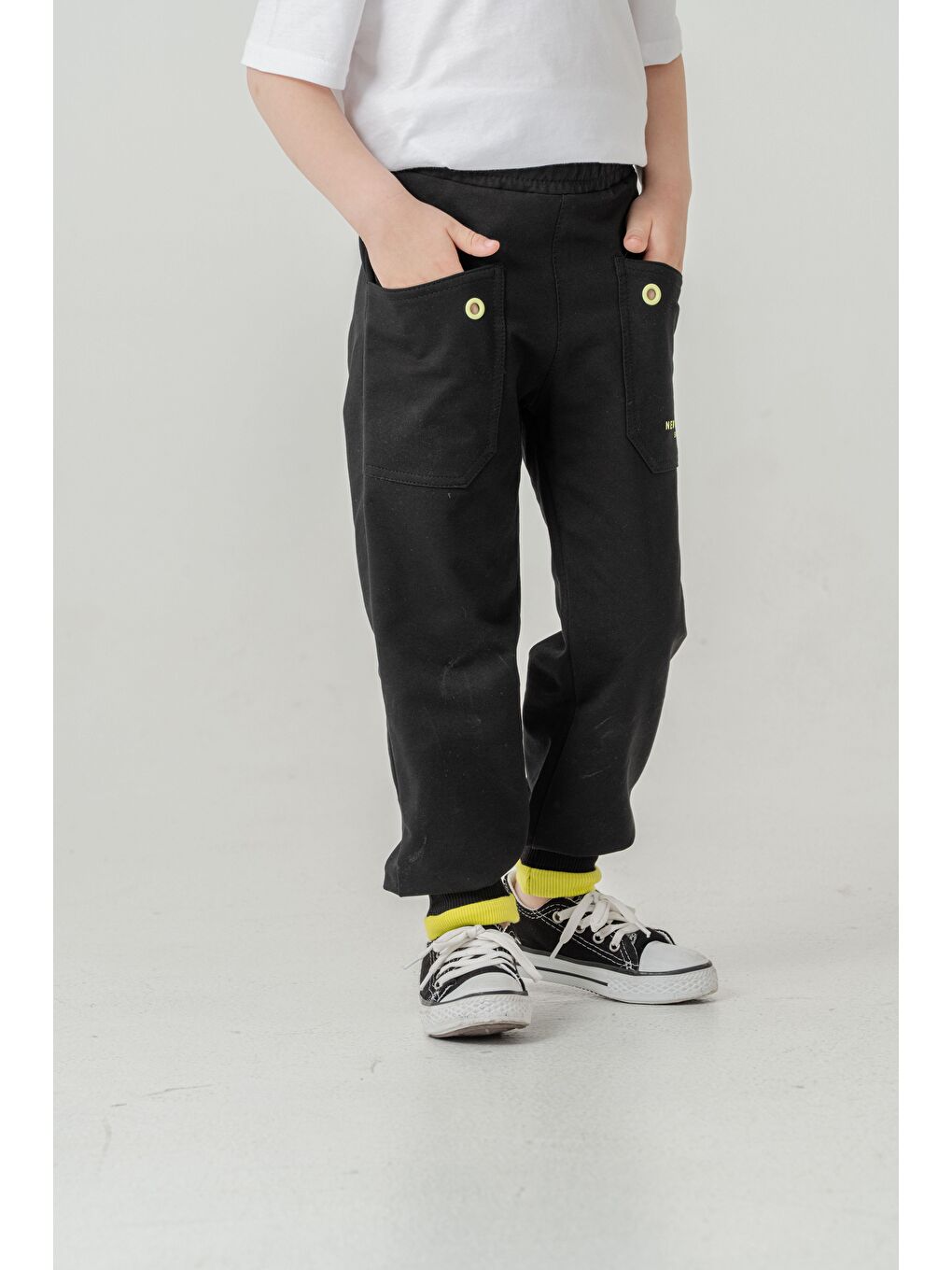 Siyah New York City Skaters Baskılı Cepler Kuş Gözlü Erkek Çocuk Eşofman Altı-2