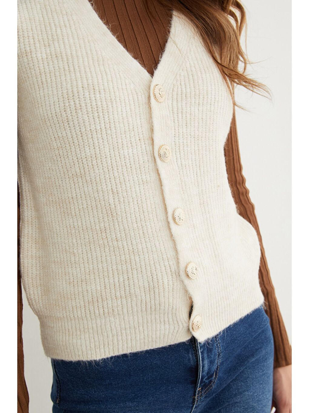 Bej Sakallı Düğmeli V Yaka Oversize Yelek-3