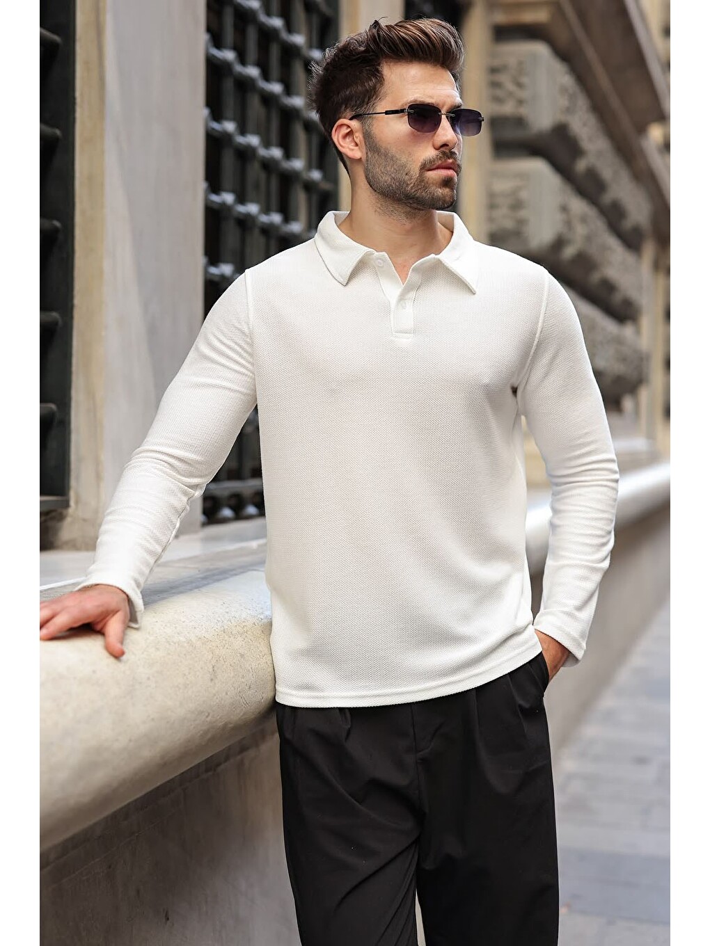 Bej Ekru Gömlek Yaka Dokulu Regular Fit Erkek Sweatshirt E7203-4
