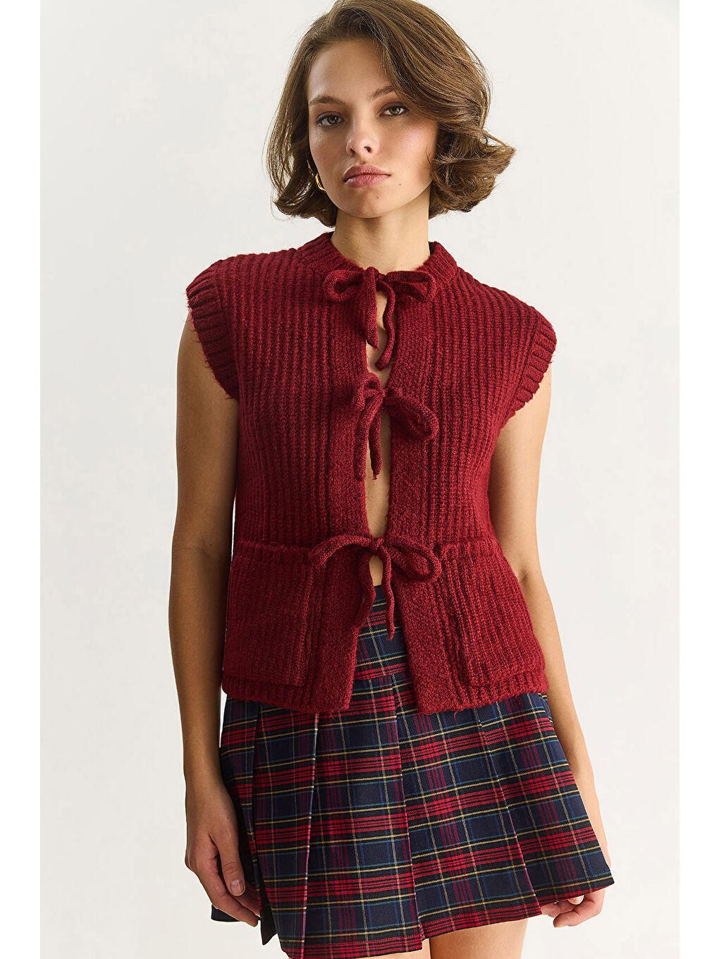 Bordo Kadın Önden Bağlamalı Cep Detaylı Triko Yelek