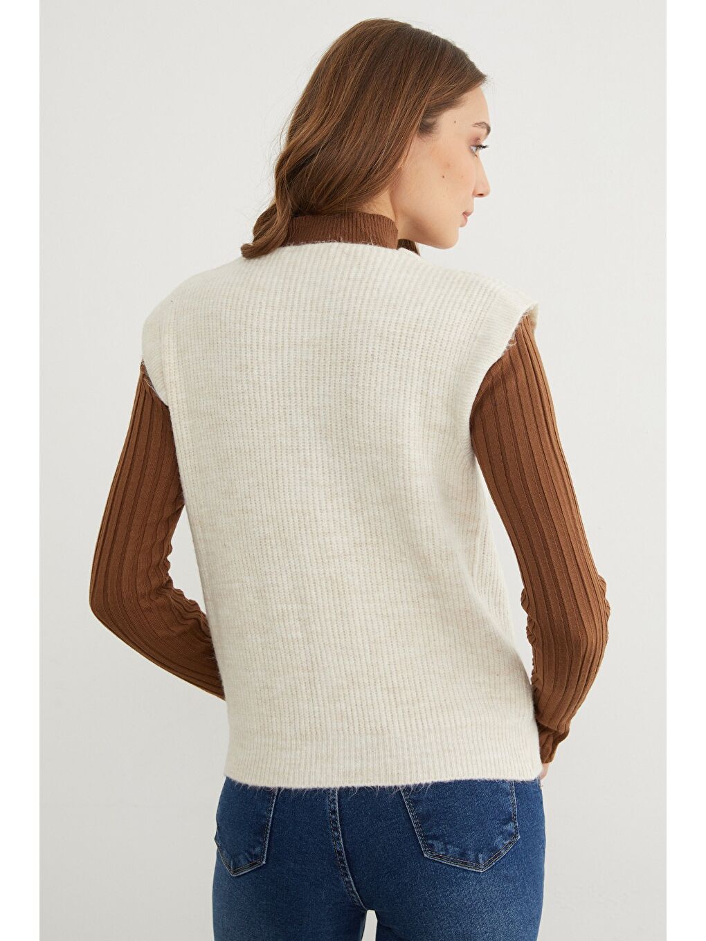 Bej Sakallı Düğmeli V Yaka Oversize Yelek-4