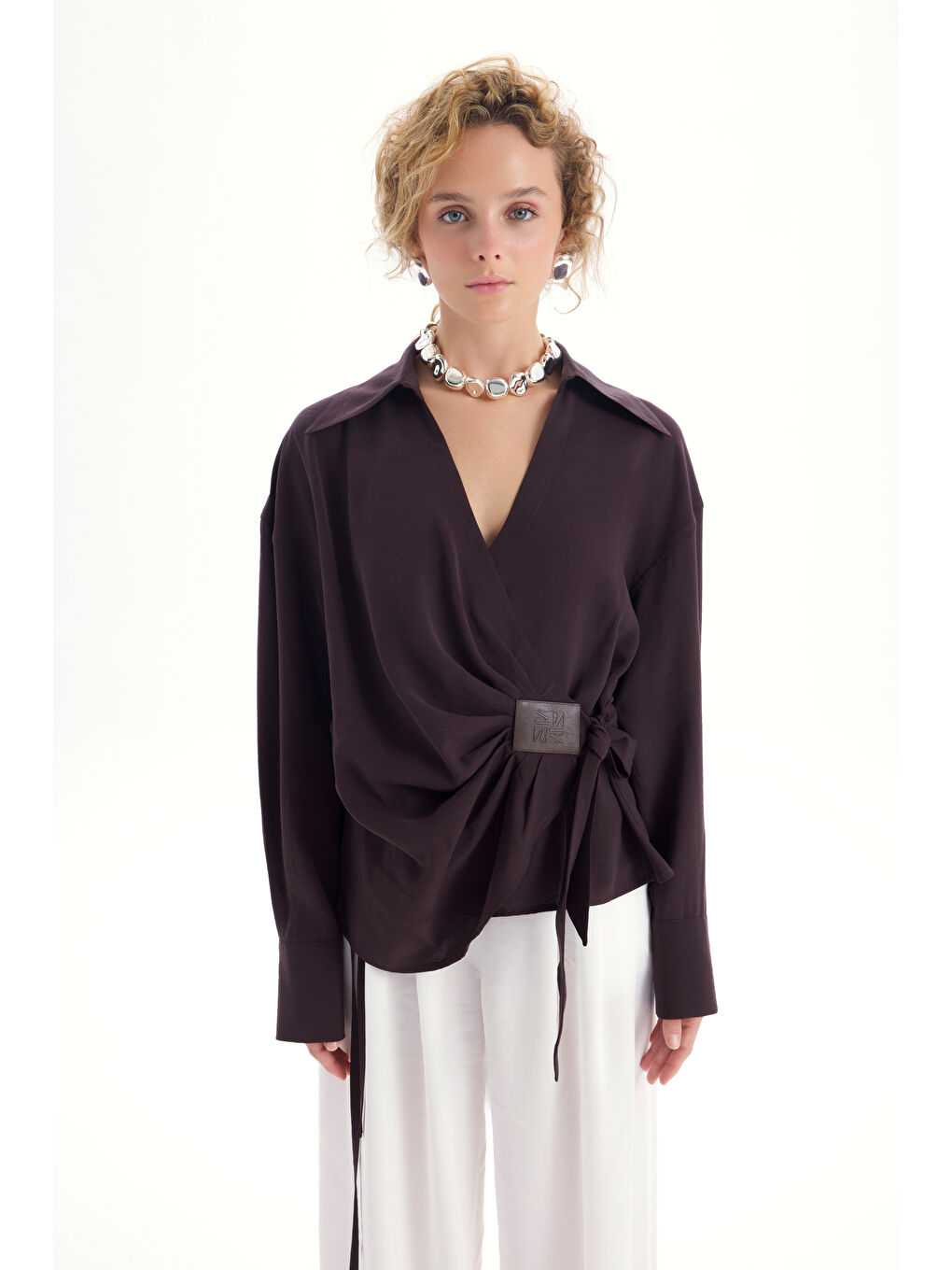 Kahverengi Asteria Bağlama Detay Kahve Dökümlü Gömlek-1