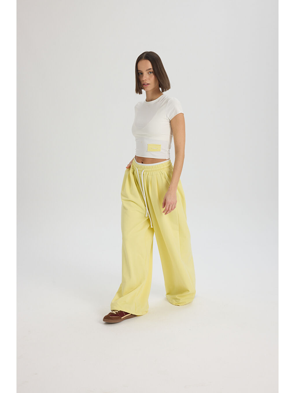 Albane Bel Detay Sarı Crop Eşofman Takım-2