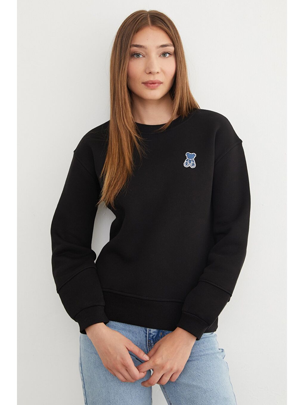 Siyah 3 İplik Taş İşlemeli Ayıcık Nakışlı Sweatshirt
