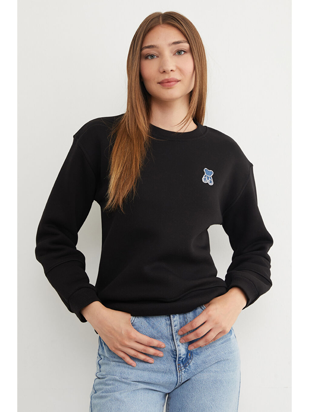 Siyah 3 İplik Taş İşlemeli Ayıcık Nakışlı Sweatshirt-1