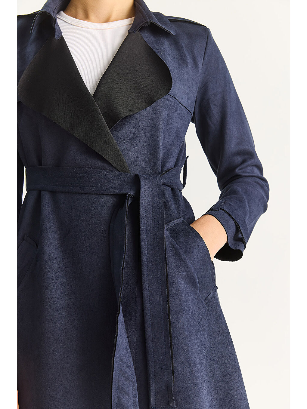 Lacivert Kadın Kruvaze Yaka Dökümlü Kuşaklı Süet Trençkot --6