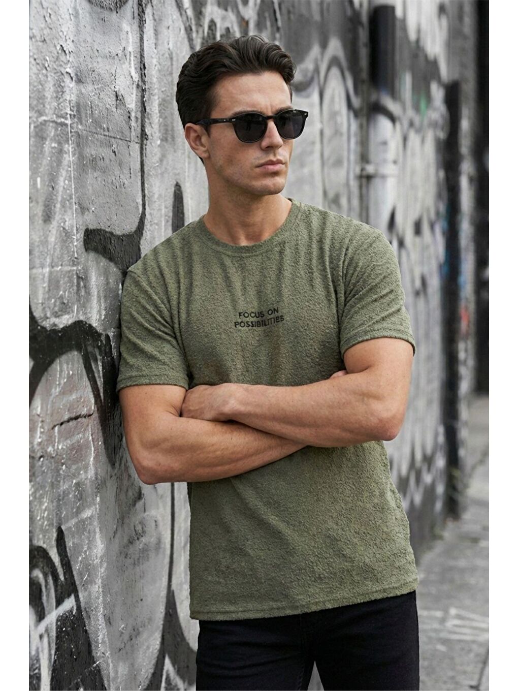Haki Focus On Özel Dokulu Buklet Kumaş Baskı Detaylı Erkek Tişört-2