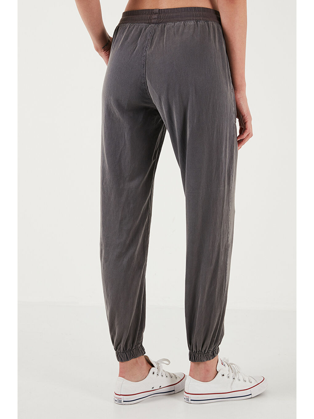 Lela Antrasit Regular Fit Yüksek Bel Jogger Spor Kadın Pantolon 668Yp5039