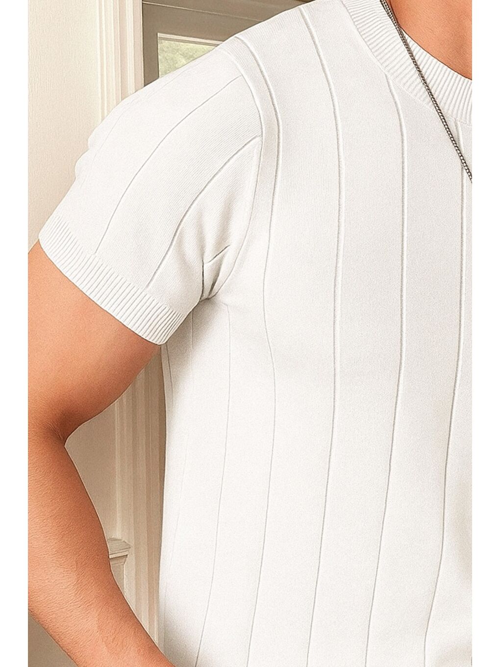 Beyaz Erkek Fit Dokulu Kısa Kollu Bisiklet Yaka Triko Tişört-1