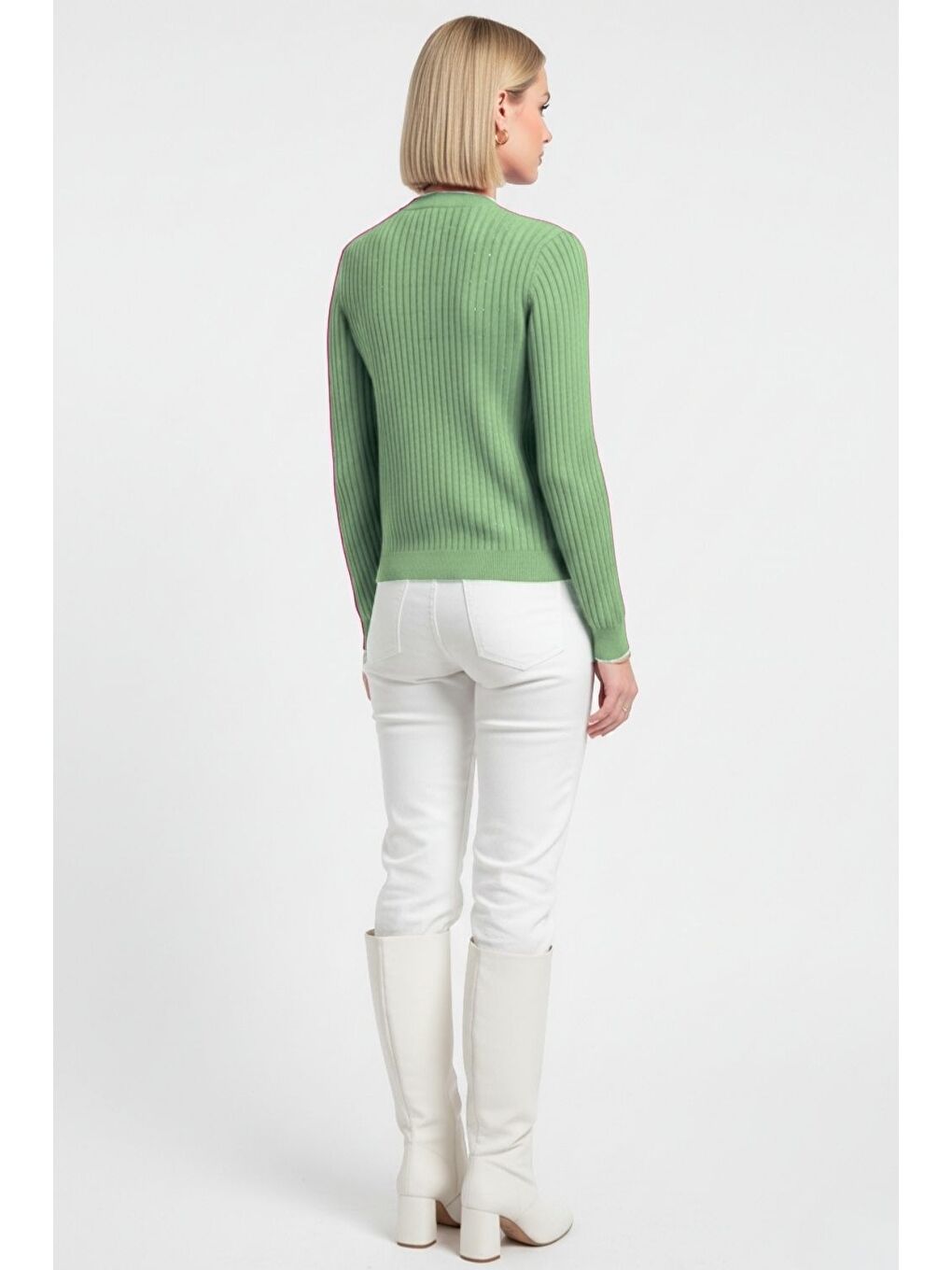 Yeşil Metal Düğmeli Yuvarlak Yaka Kaşkorse Mint Hırka-3