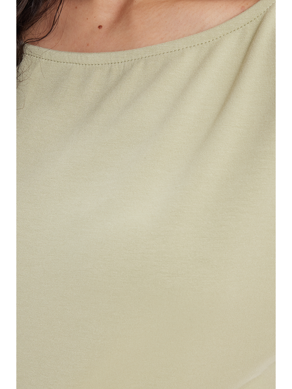 Kadın Slim Fit Dar Kesim Kısa Kollu Kayık Yaka Yeşil Tişört-4
