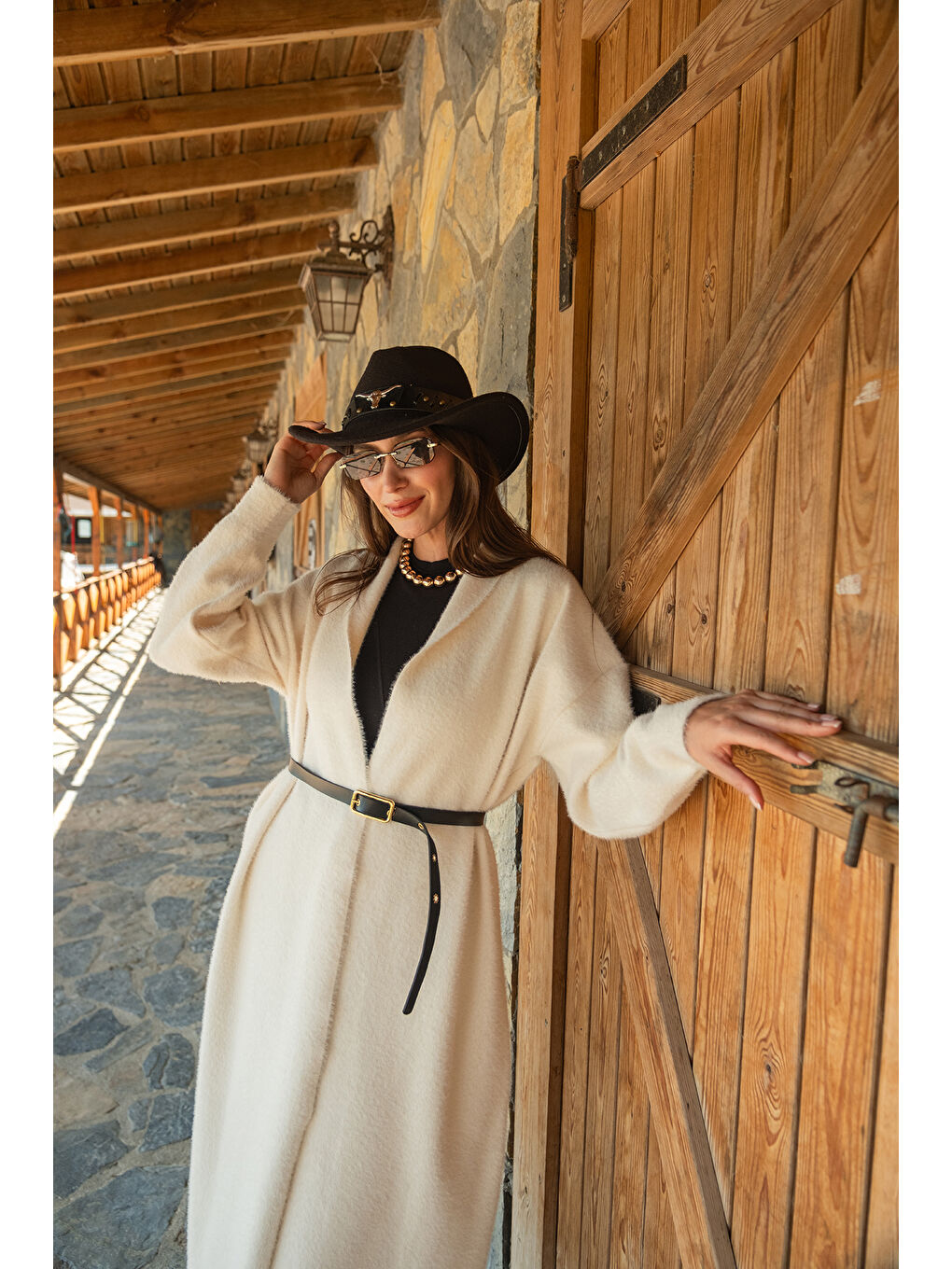 Kadın Kemerli Triko Hırka Bej-2