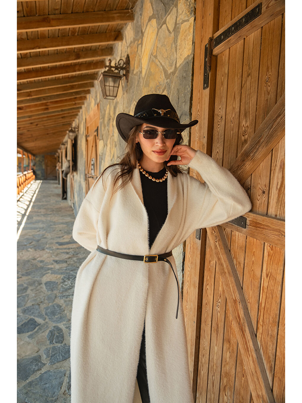 Kadın Kemerli Triko Hırka Bej-3