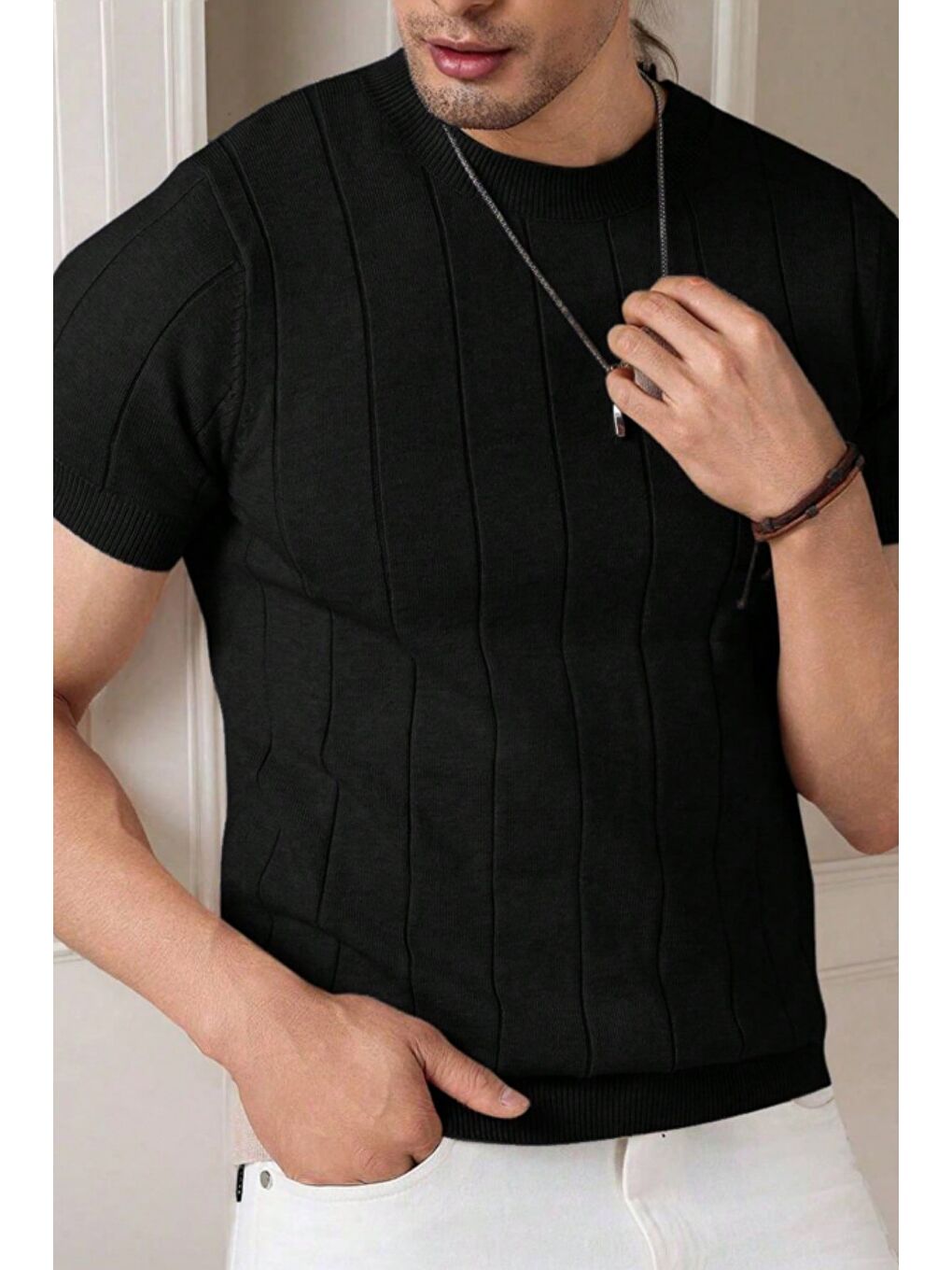 Siyah Erkek Fit Dokulu Kısa Kollu Bisiklet Yaka Triko Tişört-2