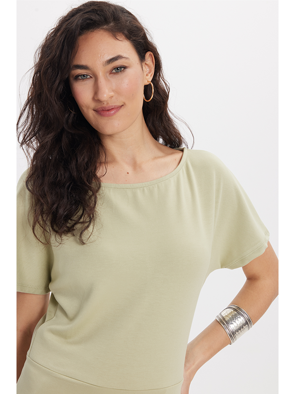 Kadın Slim Fit Dar Kesim Kısa Kollu Kayık Yaka Yeşil Tişört-6