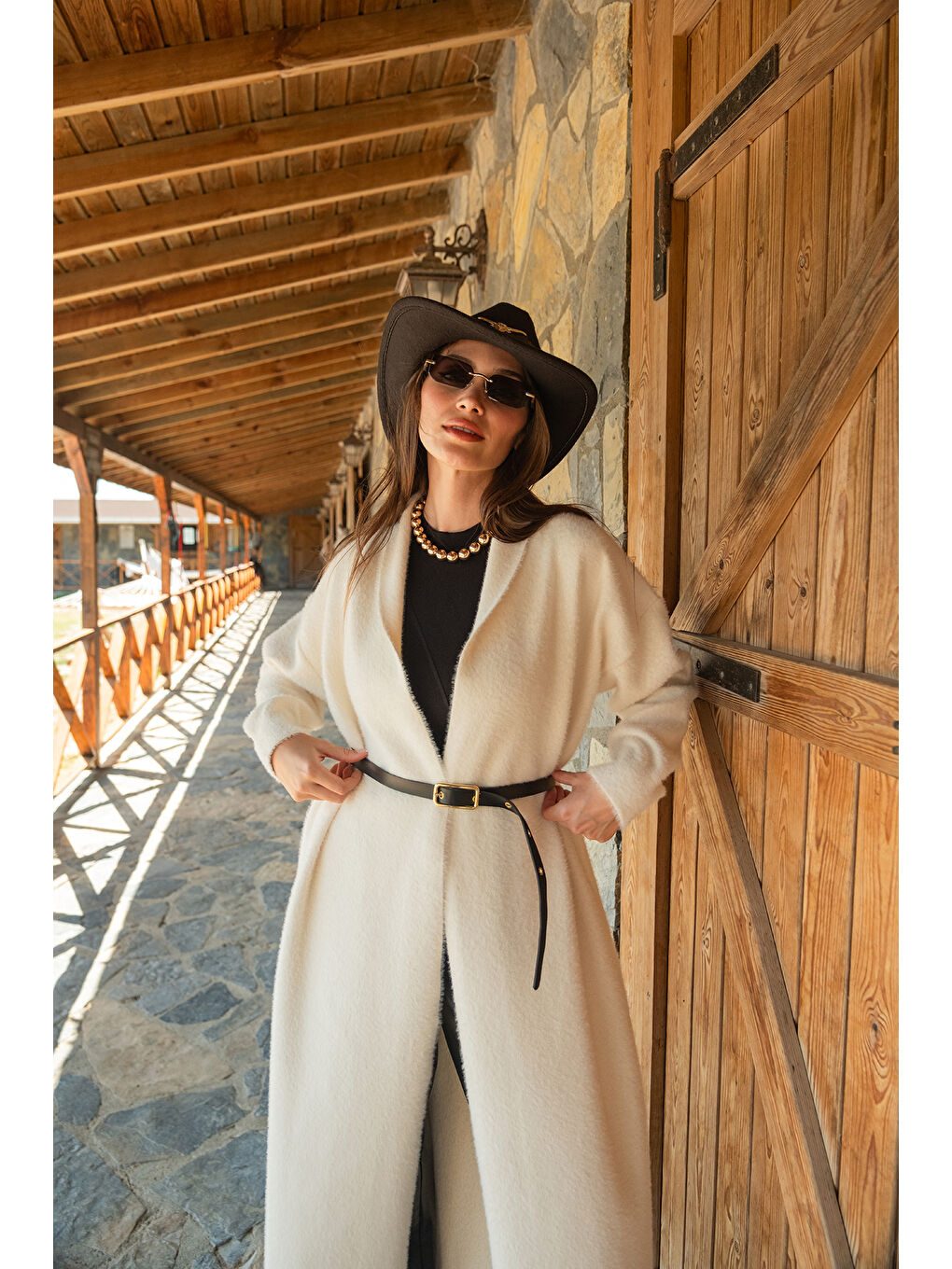 Kadın Kemerli Triko Hırka Bej-4