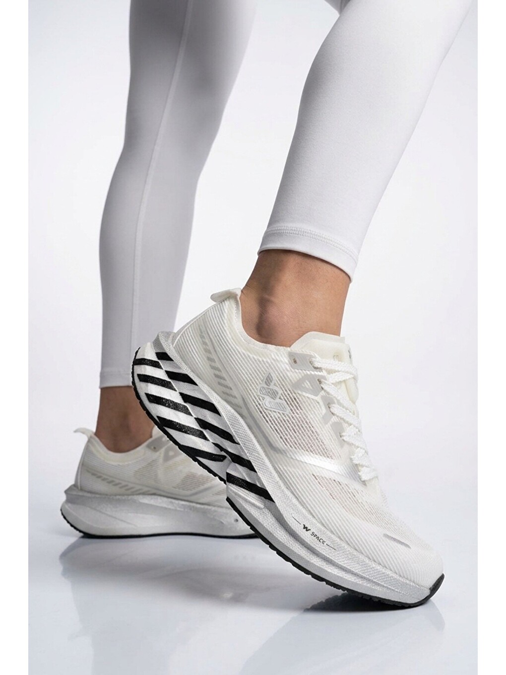 Beyaz-gümüş Hafif Esnek Unisex Koşu Yürüyüş Ve Spor Ayakkabı Space G-2