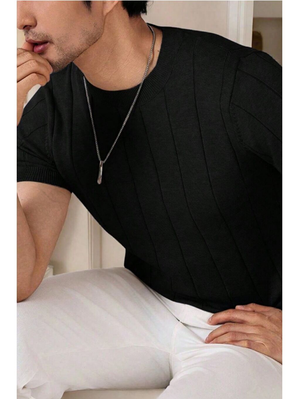 Siyah Erkek Fit Dokulu Kısa Kollu Bisiklet Yaka Triko Tişört-3