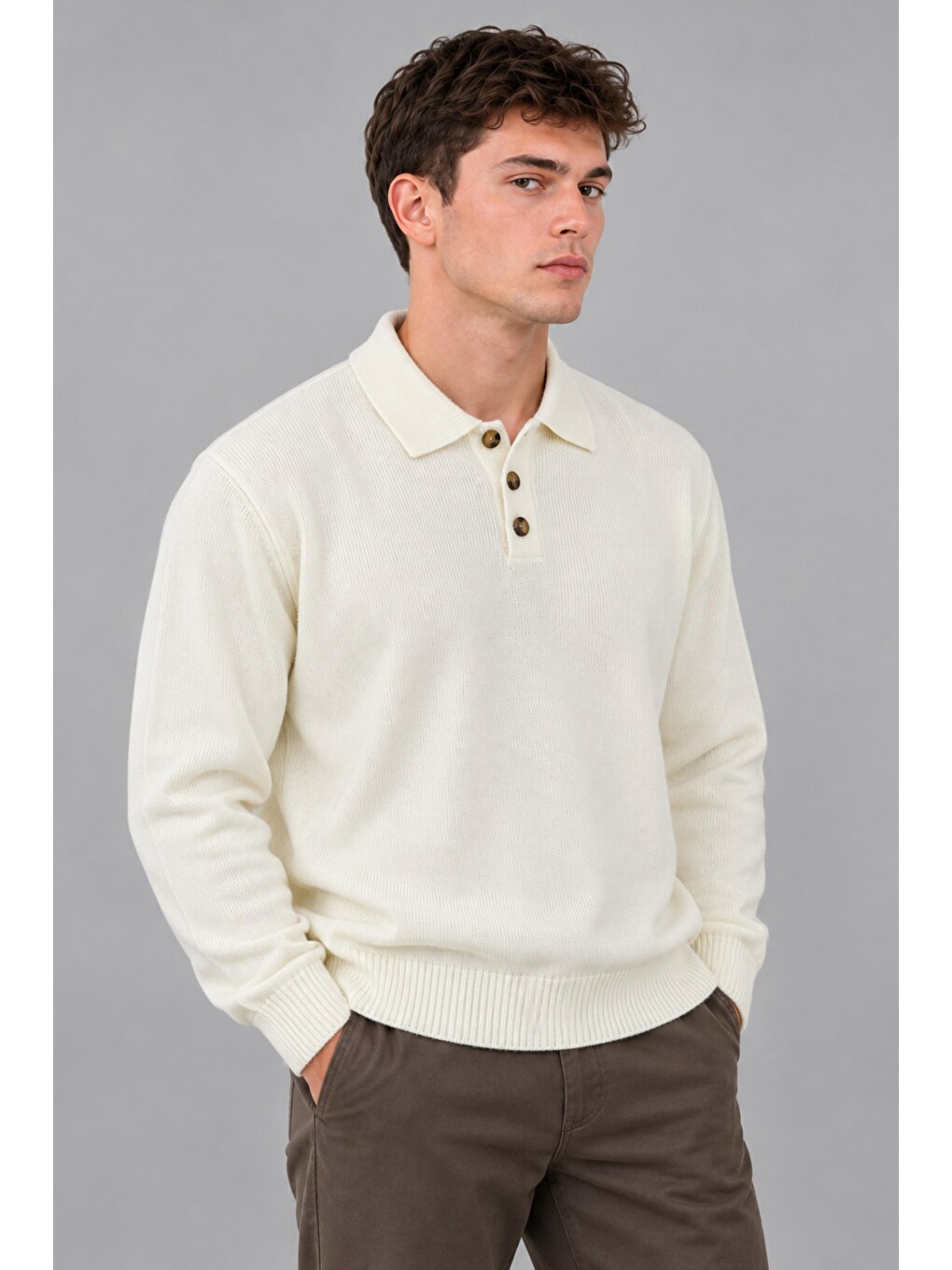 Beyaz Oversize Düğmeli Yaka Örgü Kazak Dp 17501_10063-1