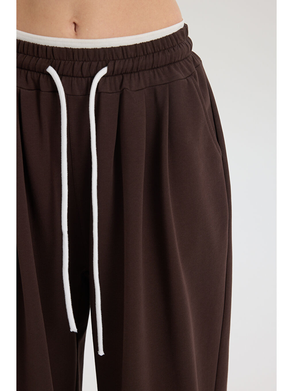 Kahverengi Albane Bel Detay Kahve Crop Eşofman Takım-7