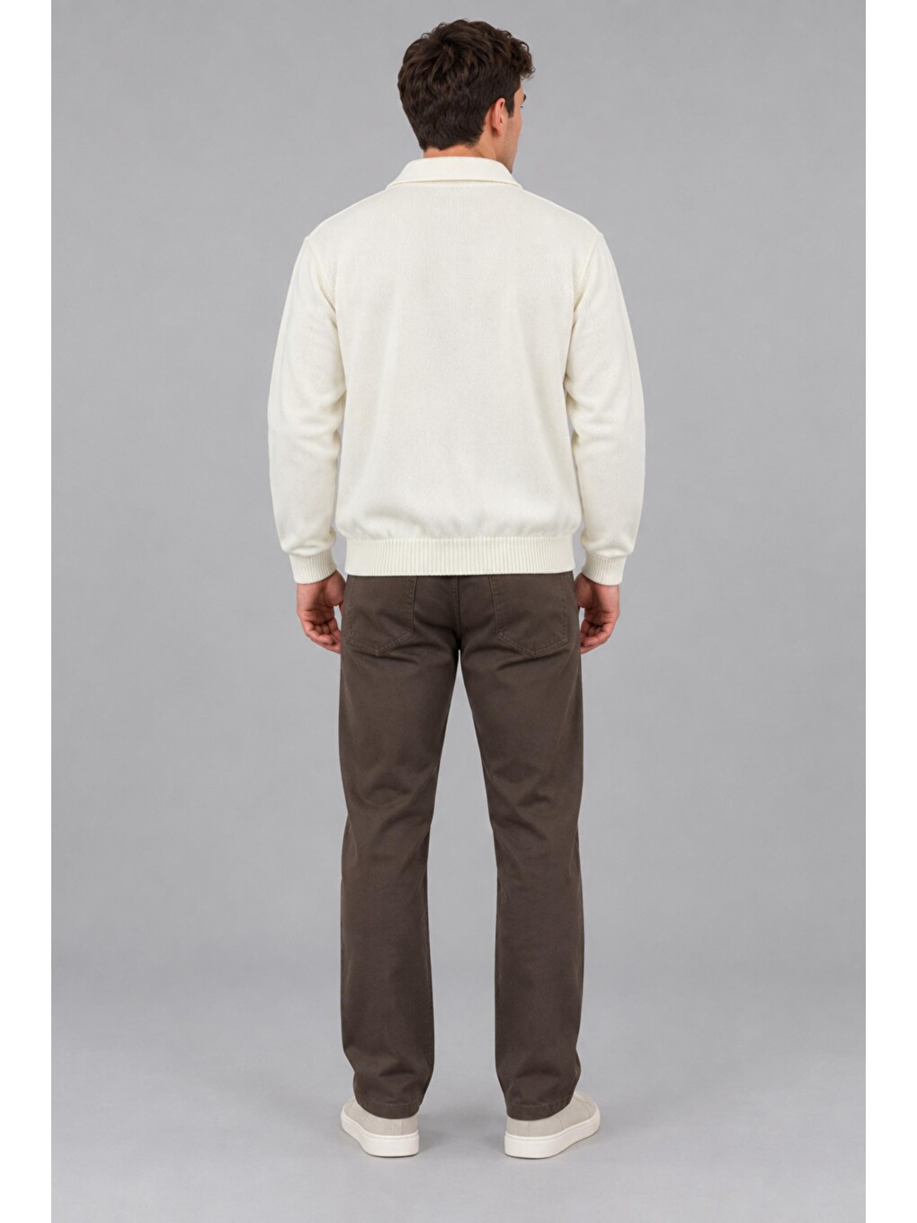 Beyaz Oversize Düğmeli Yaka Örgü Kazak Dp 17501_10063-5