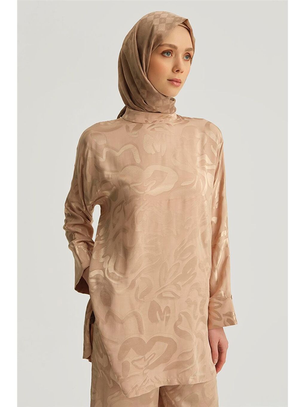 Bej Saten Desenli Takım 25Yt627 Vizon-1