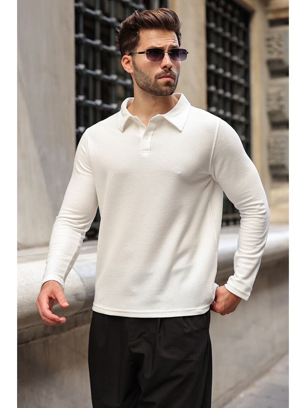Ekru Gömlek Yaka Dokulu Regular Fit Erkek Sweatshirt E7203-4