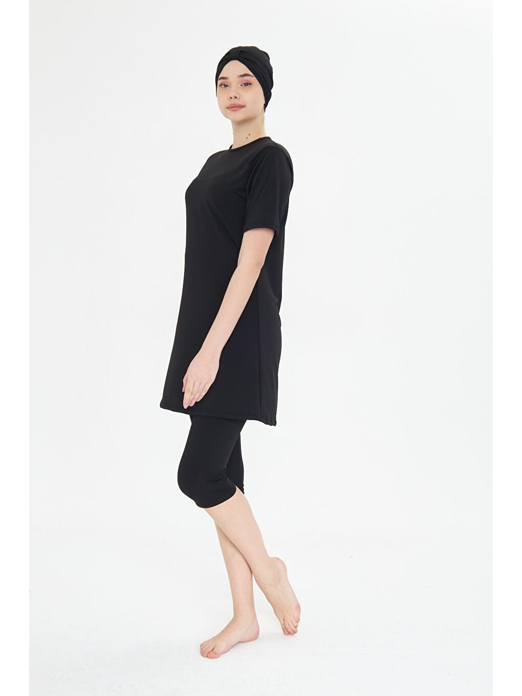 Kısa Kollu Elastanlı Yarı Kapalı Tesettür Mayo Siyah 3484-S-1