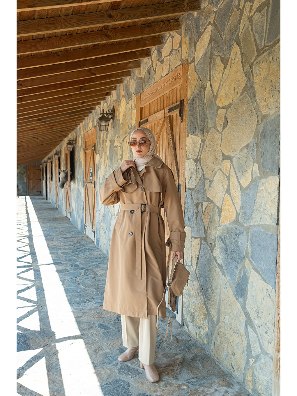 Bej Kadın Cep Yaka Trençkot Vizon-1