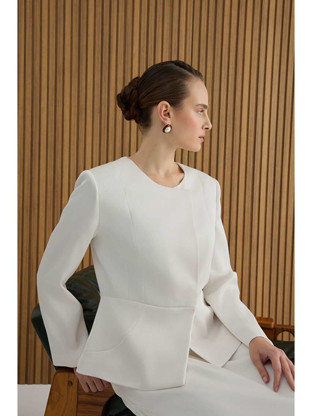 Ekru Kup Detaylı Ceket-1