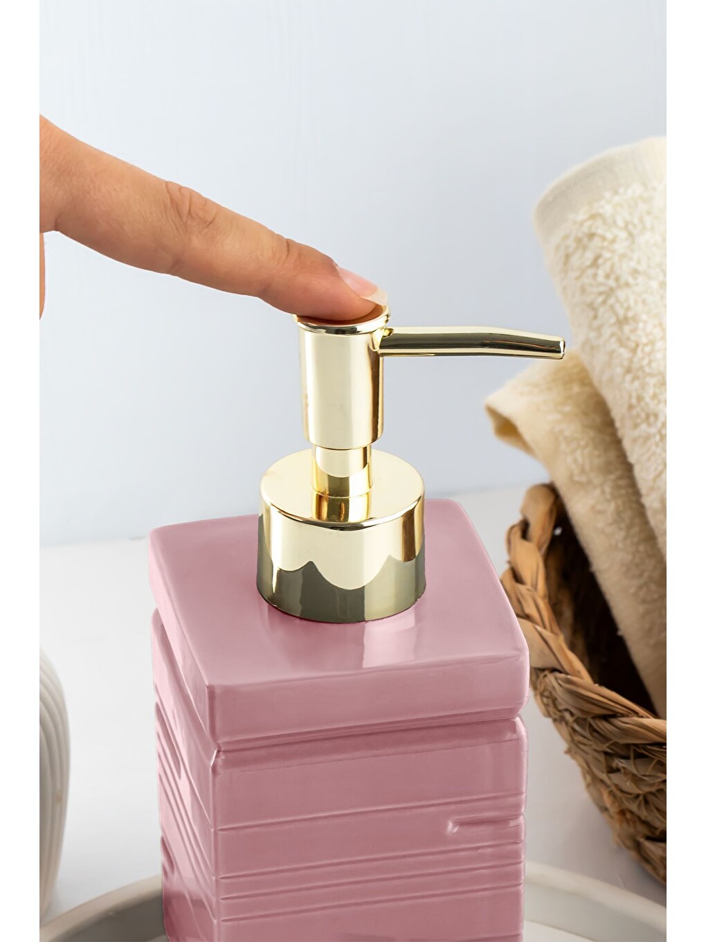 Pembe 3206 Seramik Sıvı Sabunluk - Tezgah Üstü Banyo Mutfak Lavabo Sabunluğu - 275 Cc Pudra-2