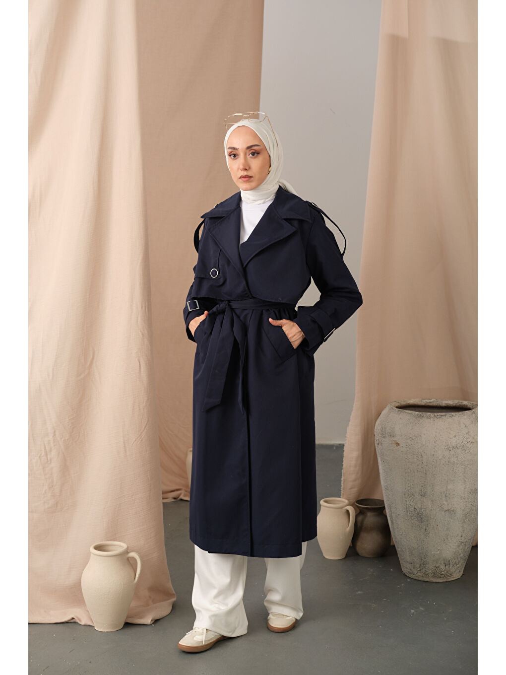 Kadın Kol Bilek Detay Bağlamalı Trençkot Lacivert-1