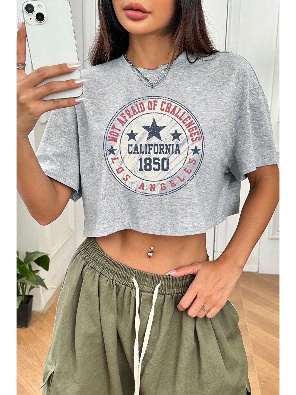 Kadın Gri Bisiklet Yaka Los Angeles 1850 Baskılı Crop T Shirt