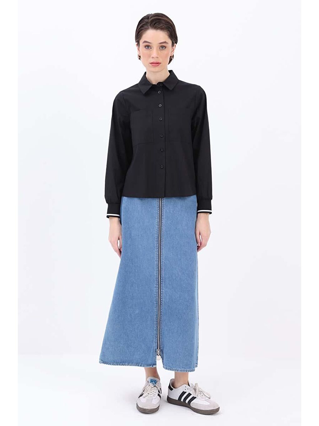 Siyah-Manşeti Ribanalı Büyük Cepli Gömlek-1
