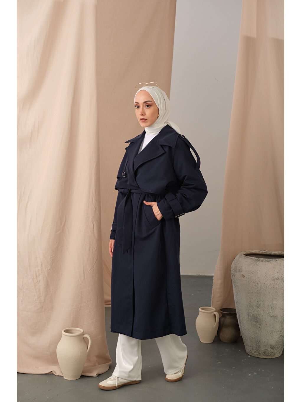 Kadın Kol Bilek Detay Bağlamalı Trençkot Lacivert-3