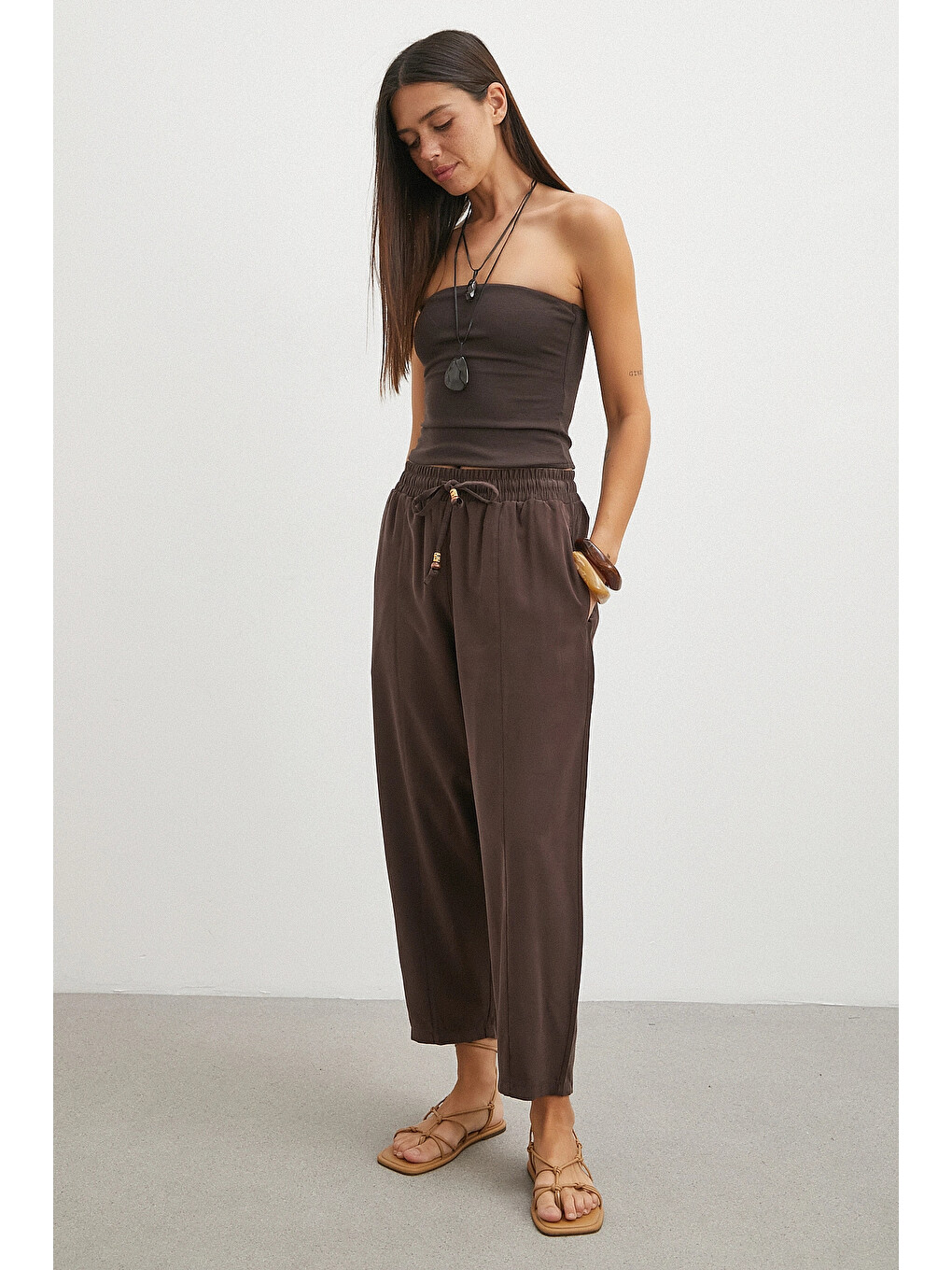 Karışık Bağcığı Boncuklu Salaş Pantolon Kahve-3