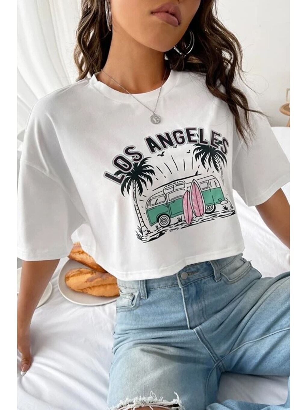Kadın Beyaz Los Angeles Baskılı Oversize Crop T shirt-1