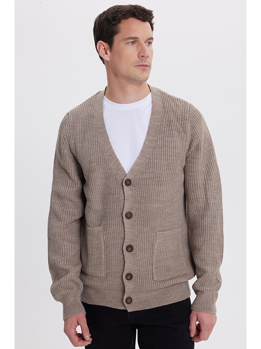 Erkek Standart Fit Normal Kesim V Yaka Düğmeli Kahverengi Hırka-4