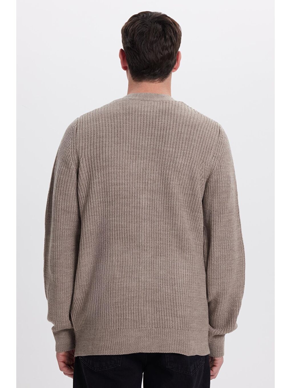 Erkek Standart Fit Normal Kesim V Yaka Düğmeli Kahverengi Hırka-6