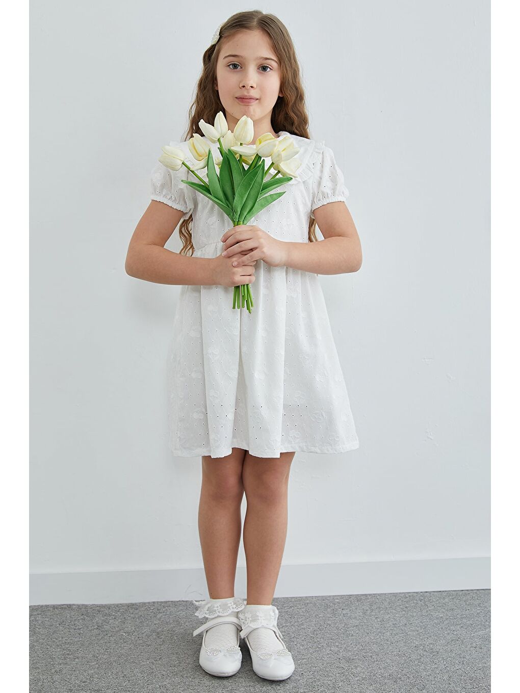 Beyaz Kiraz Nakışlı Brode Detaylı Bebe Yaka Kız Çocuk Elbise-1