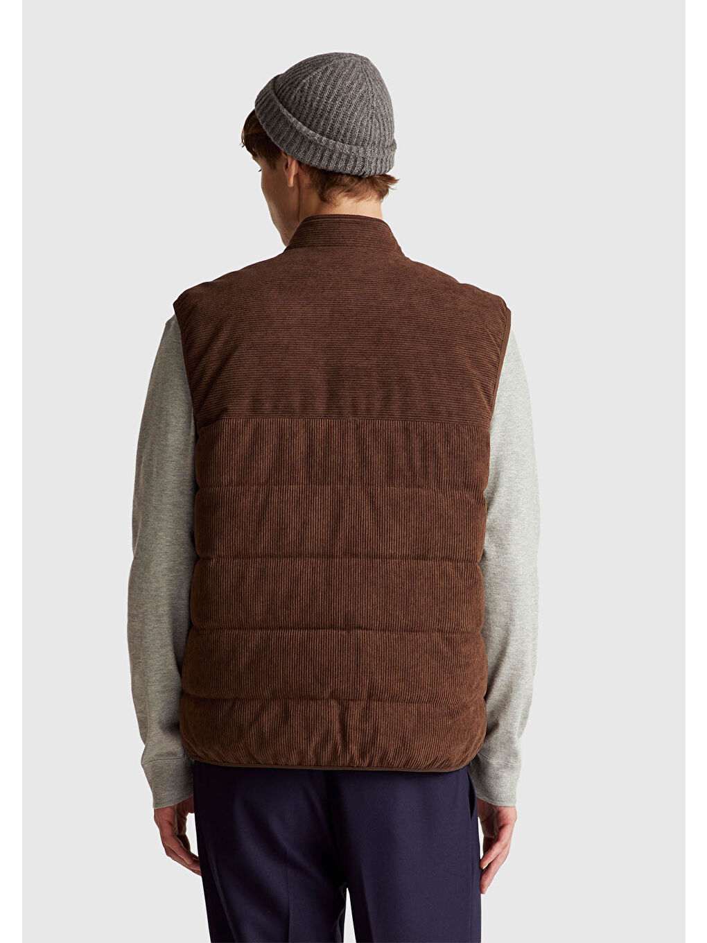 Erkek Koyu Kahverengi Kapitone Fermuarlı Kapaklı Cepli Kadife Yelek-2