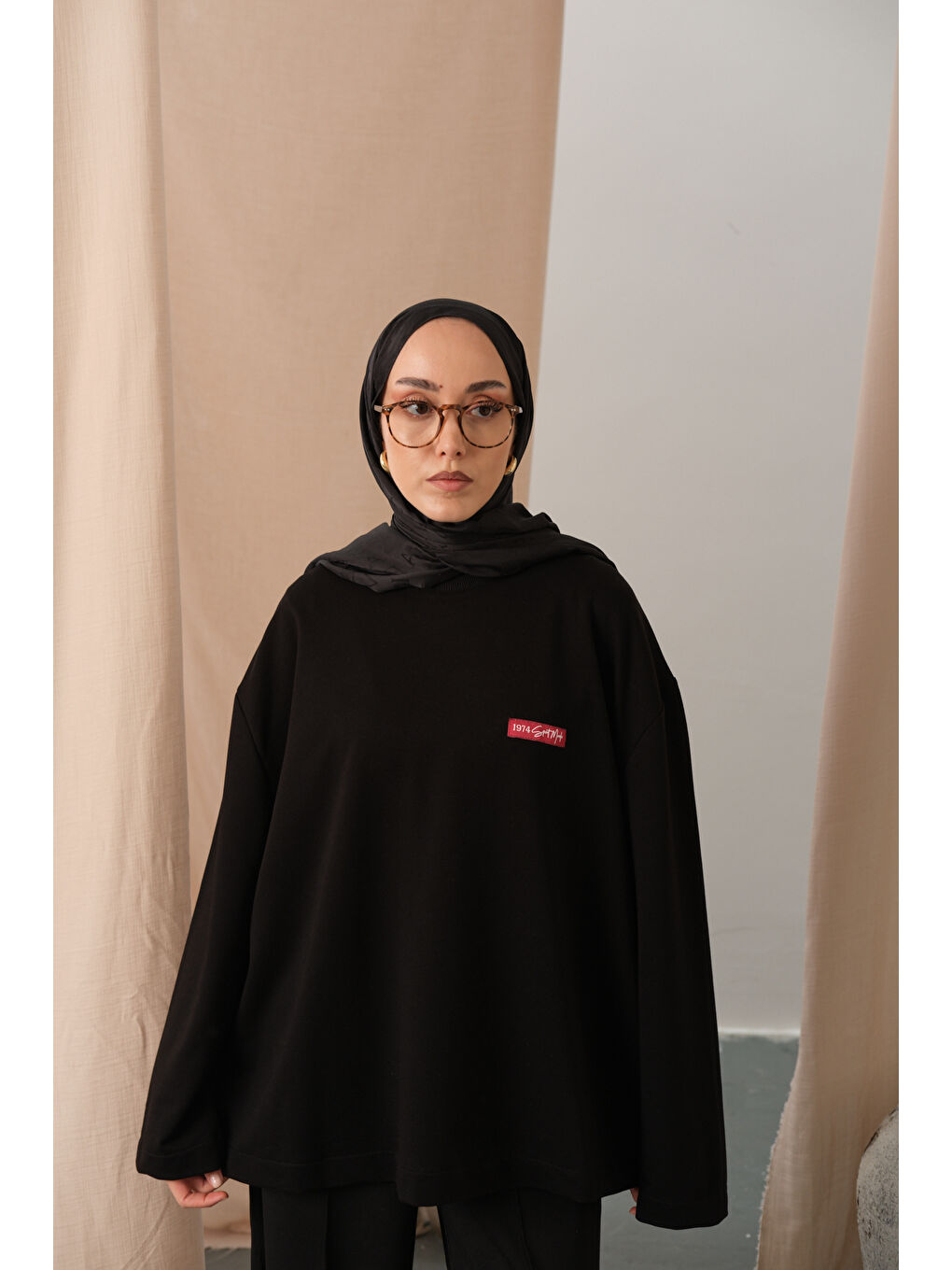 Kadın Arma Detay Tunik Siyah